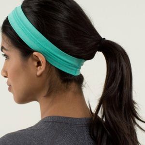 Aqua Lululemon headband